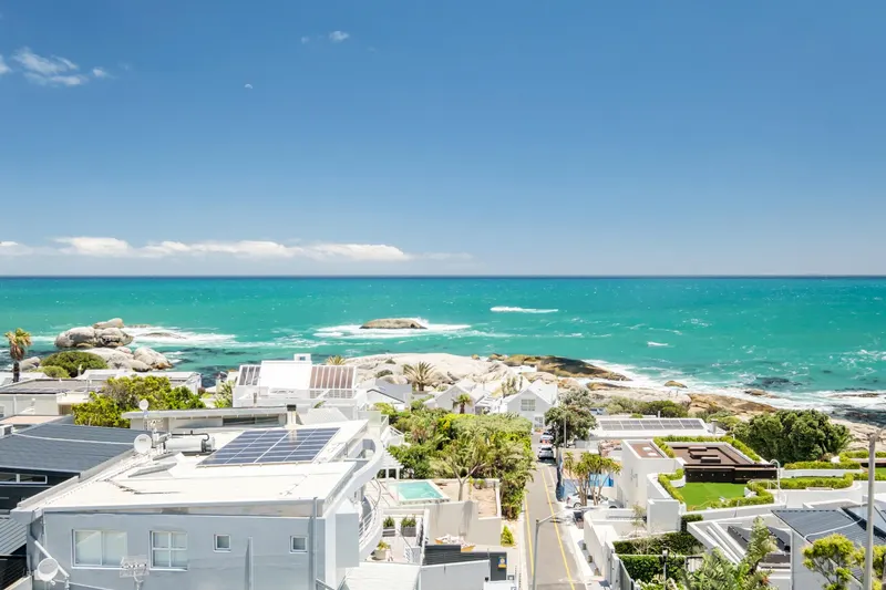 Sapphire Tide Retrea in Camps Bay – photo 31