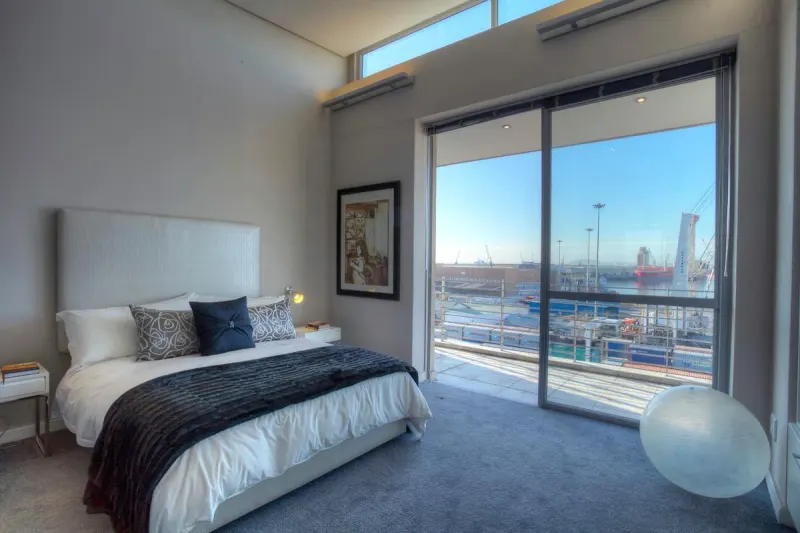 Harbour Bridge Apartment-515 in V&A Waterfront – photo 5