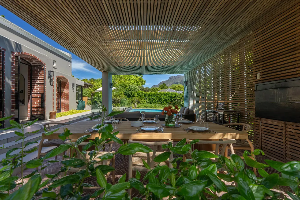 Constantia Lush in Constantia