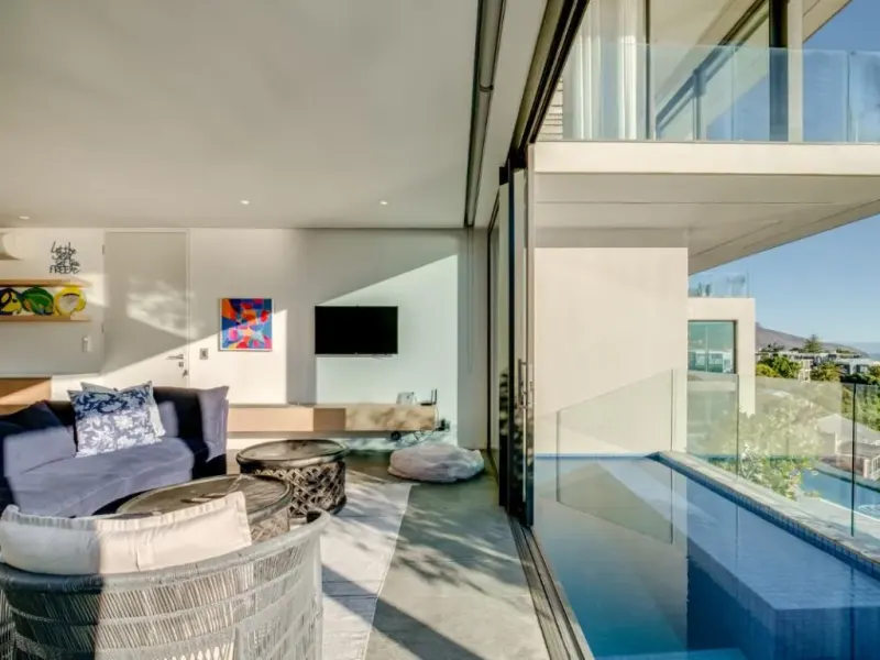 Aquamarine in Camps Bay – photo 29