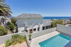 Summer Place in Camps Bay – photo 27 thumbnail