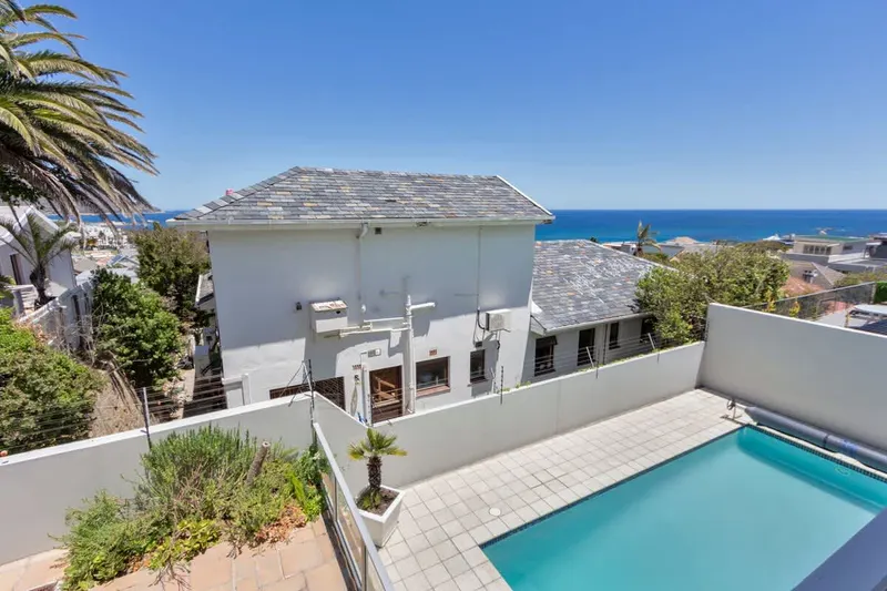 Summer Place in Camps Bay – photo 27