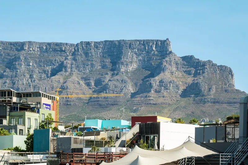 304 on N in Green point – photo 17
