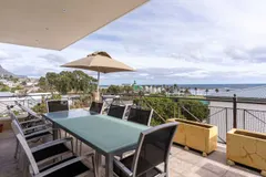 Beachside Penthouse in Camps Bay – photo 4 thumbnail