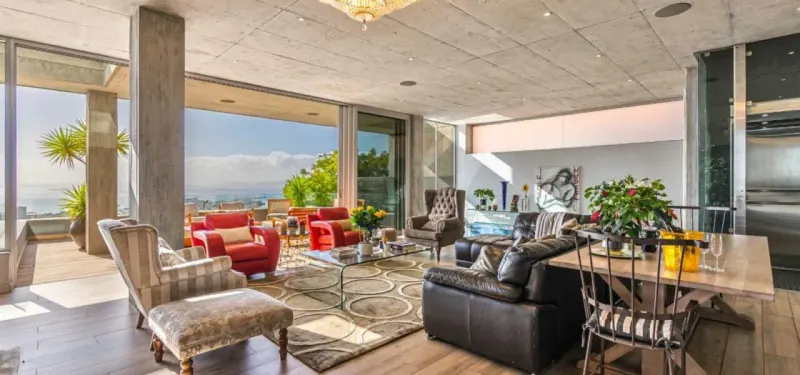Majestic Sky Villa in Green Point – photo 3