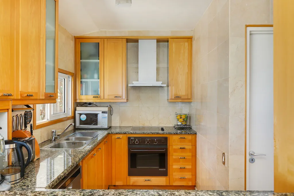 property_604ca275-3764-4c3b-a3b8-9538d1e7b347_4