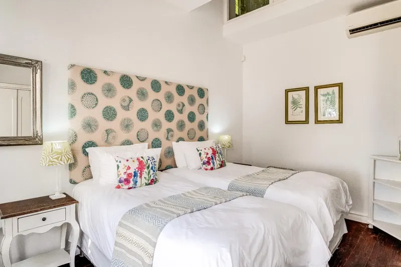 Six Selbourne in Sea point – photo 35