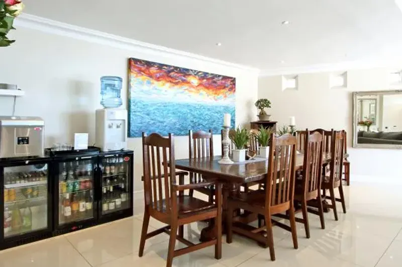 Camps Bay Atlantic Villa in Bakoven – photo 8