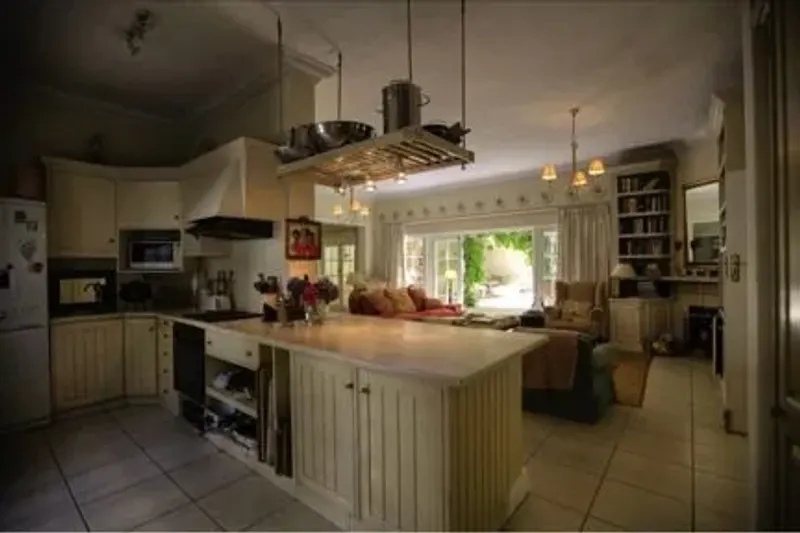 Fernwood House in Newlands – photo 8