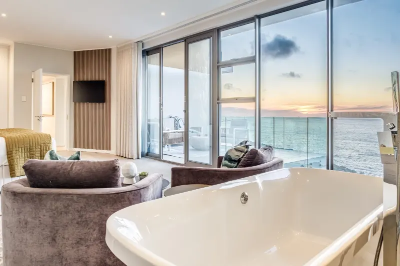 Atlantic Horizons in Camps Bay – photo 19