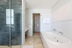Medburn Luxury Villa in Camps Bay – photo 23 thumbnail