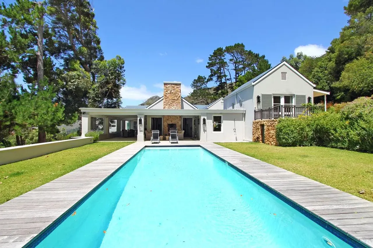 Zwaanswyk Villa in Tokai