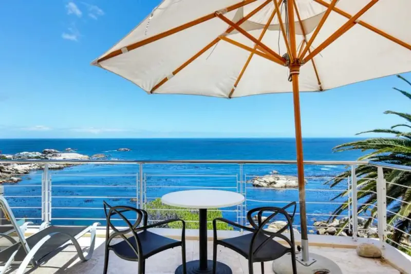 Bali Bay in Camps Bay – photo 4