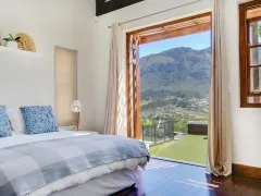 Oakwood Lane in Hout Bay – photo 13 thumbnail