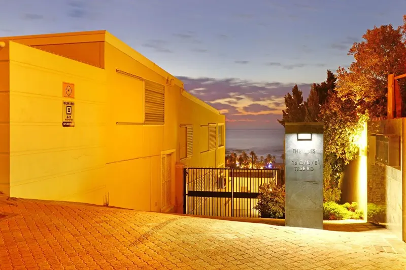 Tides Villa in Camps Bay – photo 19