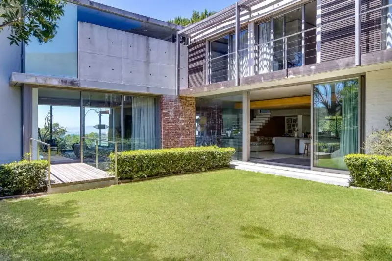 Glen Avenue Villa in Gardens – photo 18