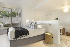 5 Glen Beach Bungalow in Camps Bay – photo 2 thumbnail