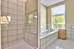 Tree Rd Villa in Camps Bay – photo 9 thumbnail