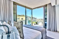 601B Pent in V&A Waterfront – photo 2 thumbnail