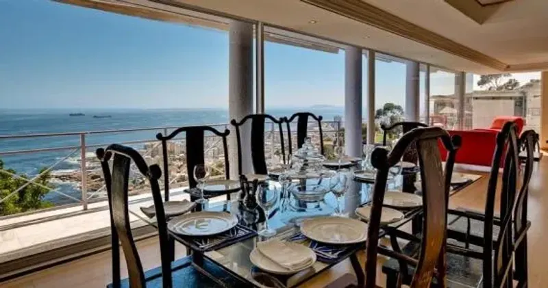De Wet Villa in Bantry Bay – photo 14