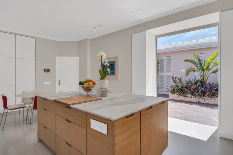 Villa Loki in Bantry Bay – photo 17