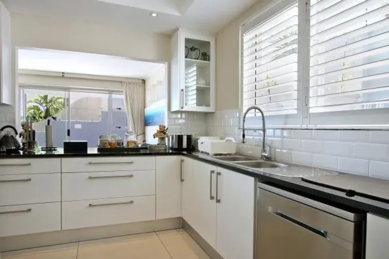 Camps Bay Atlantic Villa in Bakoven – photo 11