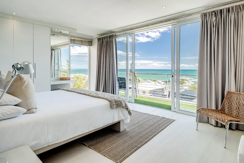 Sapphire Tide Retrea in Camps Bay – photo 21