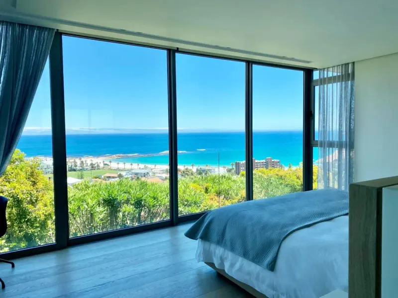 Epic Villa in Camps Bay – photo 14