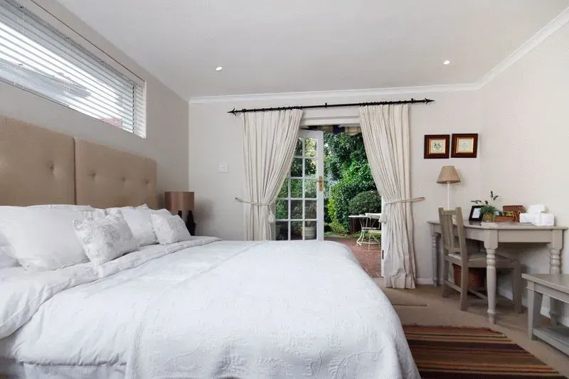 Sandown Villa in Rondebosch – photo 15