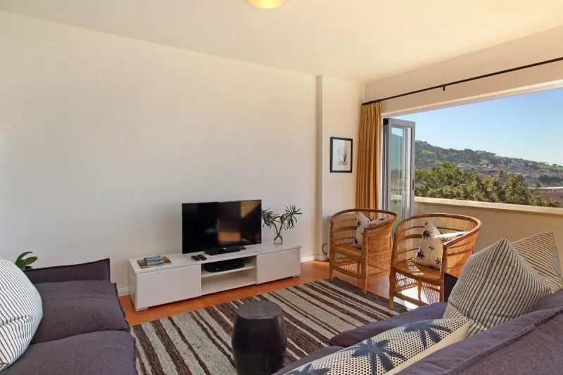 Kloof Street Apartment in Gardens – photo 6