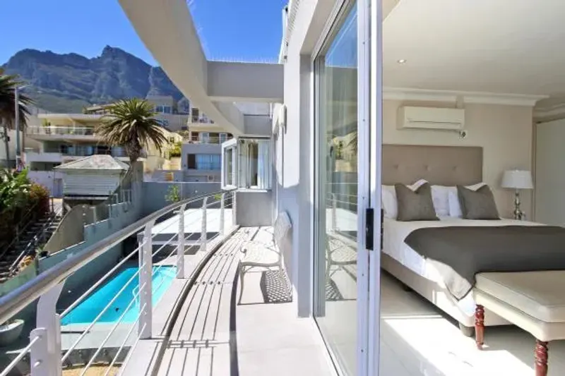 Camps Bay Atlantic Villa in Bakoven – photo 29