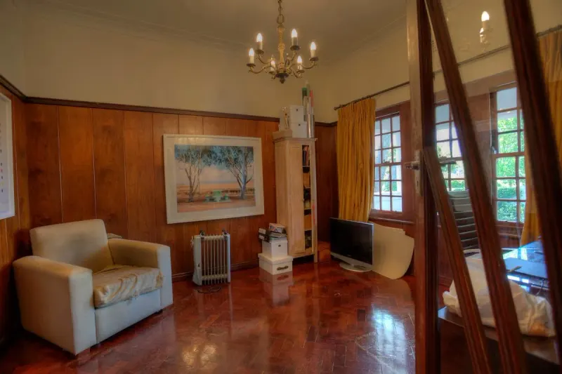Bishopscourt Manor in Bishopscourt – photo 6