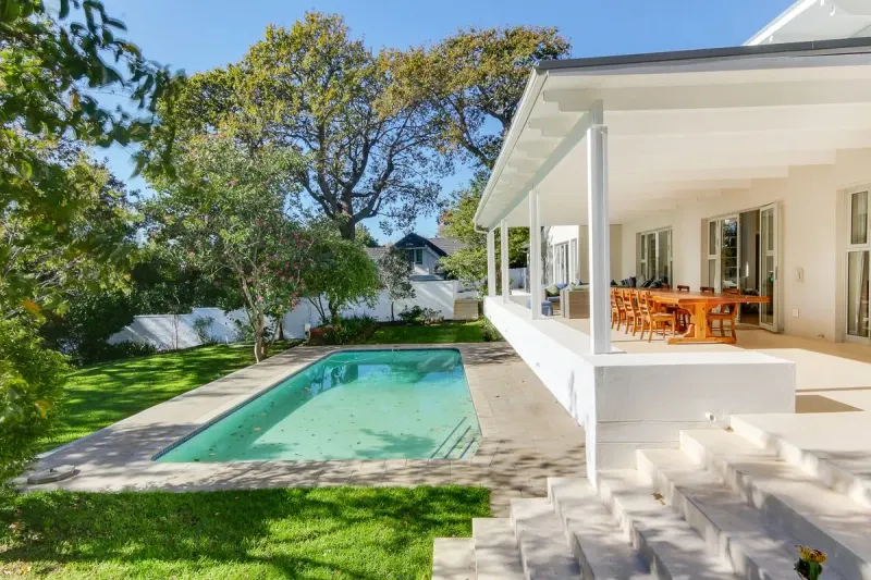 Constantia House in Bel Ombre – photo 1