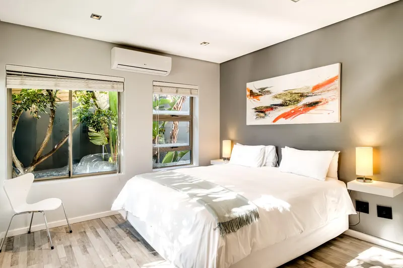 Valtameri in Camps Bay – photo 25
