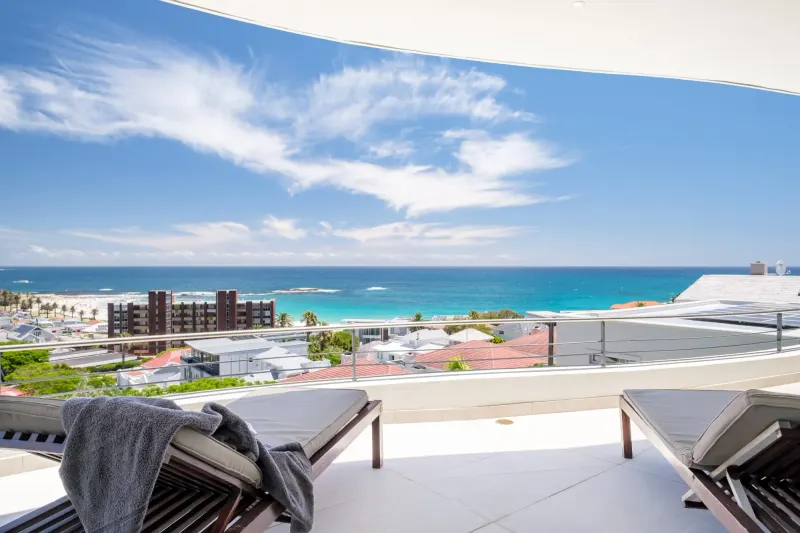 Ocean's 33 Villa in Camps Bay – photo 13