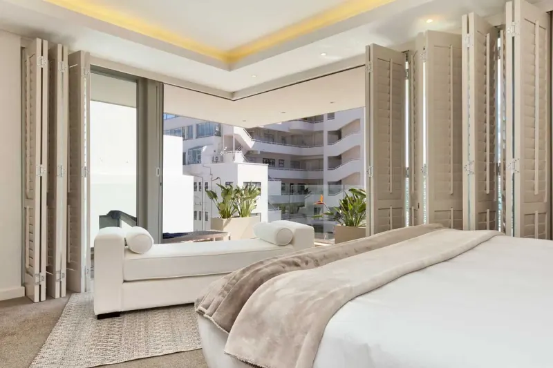 Serenity Bay in Bantry Bay – photo 21