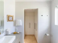 207 De Waterkant Place in Green Point – photo 1 thumbnail