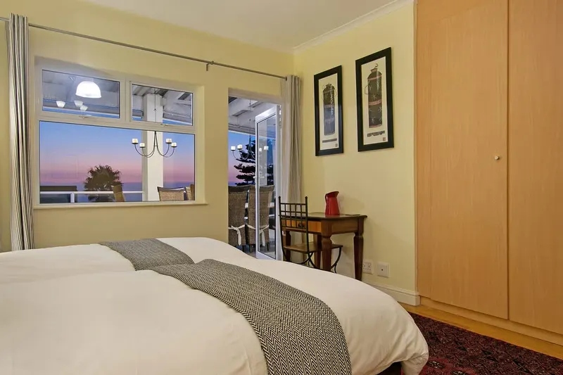 Merridew in Camps Bay – photo 22