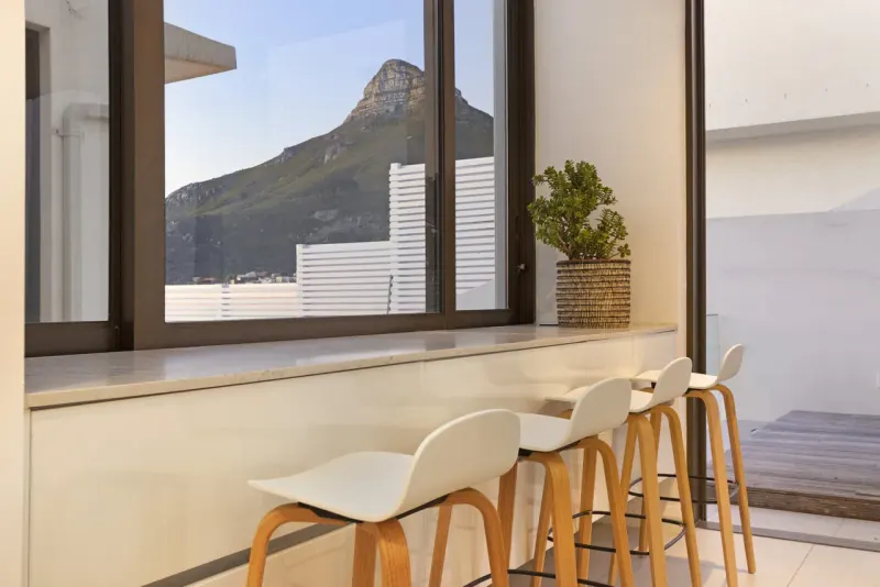24 Geneva - 12 Bedroom Villa in Camps Bay – photo 21