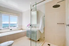 Villa Stanleon in Bantry Bay – photo 24 thumbnail