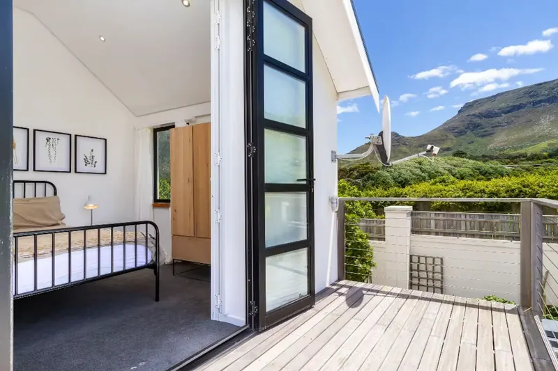 Noordhoek Retreat in Noordhoek – photo 34