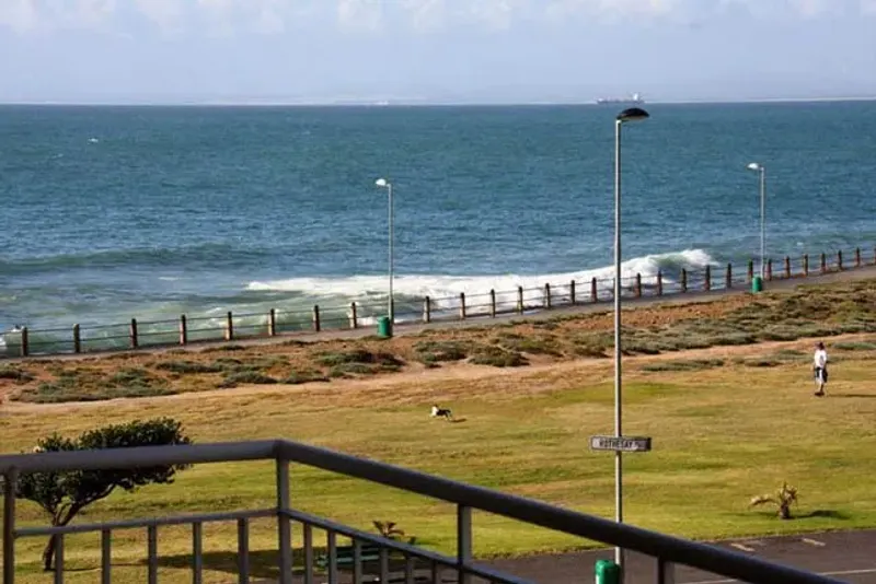 Atlantic Ridge Apartment in Mouille Point – photo 10
