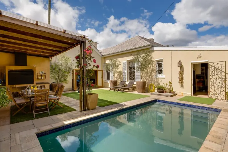 Burnside House in Tamboerskloof – photo 1