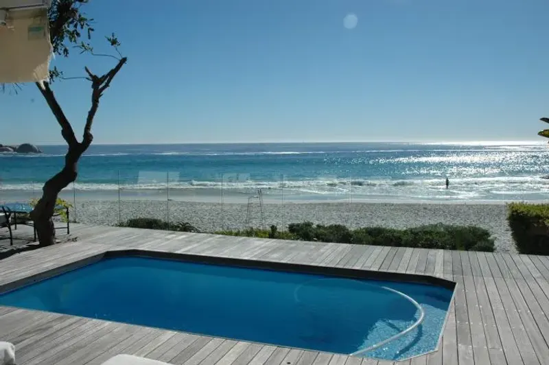 Clifton Richesse Bungalow in Clifton – photo 1