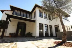 Wurr House in Gardens – photo 1 thumbnail