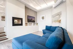 TWO VIEWS (CB155) in Camps Bay – photo 11 thumbnail