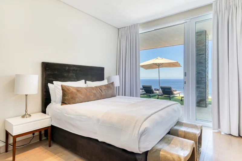 Medburn Luxury Villa in Camps Bay – photo 30