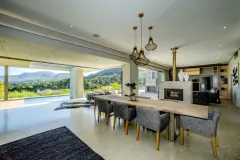 Villa Constantia in Bishopscourt – photo 3 thumbnail