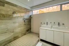 Houghton Penthouse in camps bay – photo 35 thumbnail
