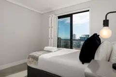 Queens Penthouse in Sea Point  – photo 19 thumbnail